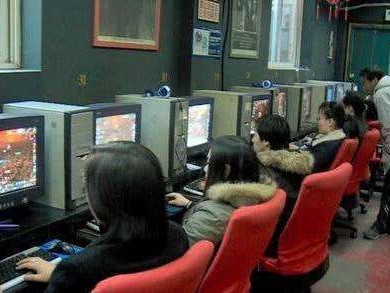 当年那个网吧通宵刷级的神区，如今还有多少人记得？