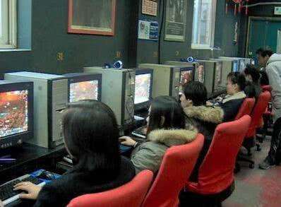 当年那个网吧通宵刷级的神区，如今还有多少人记得？