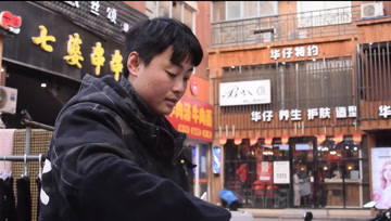 小号摆摊竟成大号金库？职业搭配还能这么玩！